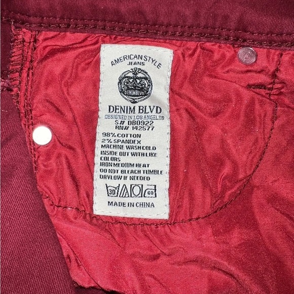 Denim Blvd, Los Angeles Women’s Skinny Jeans - Red - Size 0 - Trendy Denim - Picture 12 of 12